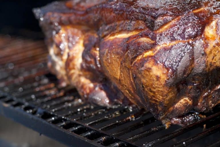 Useful Tips to Smoke a Boston Butt in an Electric Smoker
