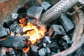 » 7 Quick and Easy Ways to Start Charcoal Grill Without a Lighter Fluid